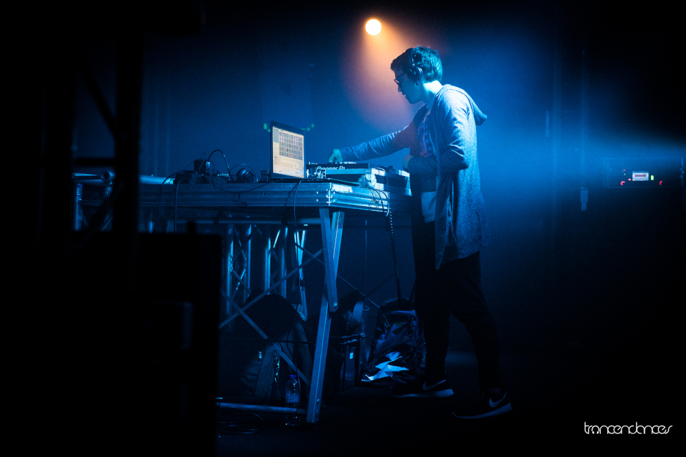 Alex Wackii playing at immersion{s}